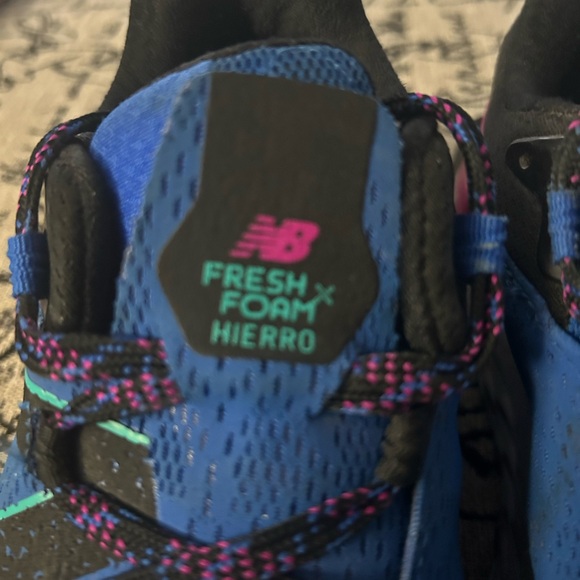 New Balance Fresh Foam Hierro - Picture 8 of 9